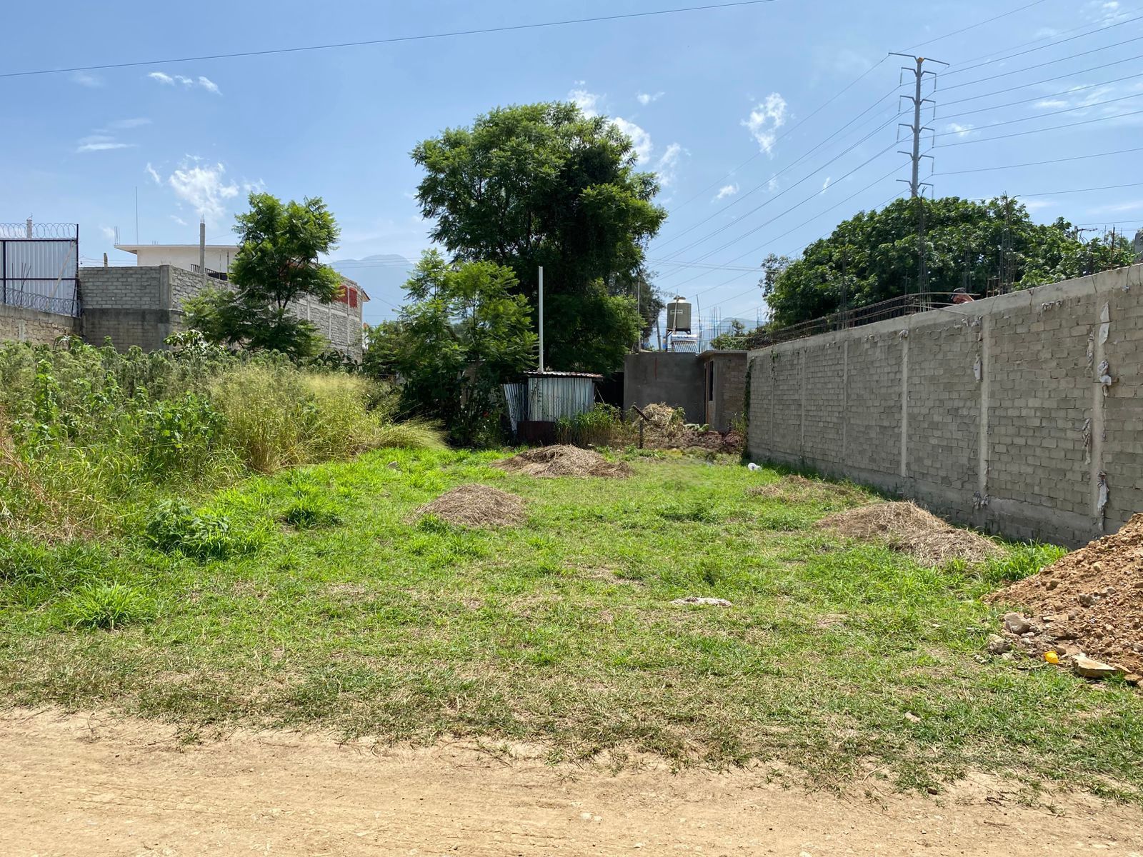 Tiene Terreno en Venta Col. Laureles, Pueblo Nuevo, Oax.