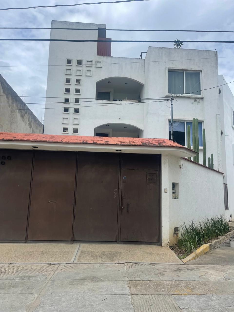 EDIFICIO UNIVERSIDAD