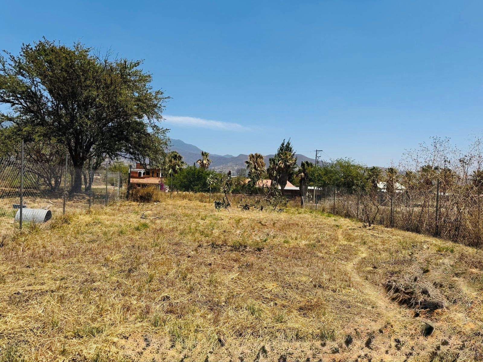 Terreno en zona residencial en San Lorenzo Cacaotepec