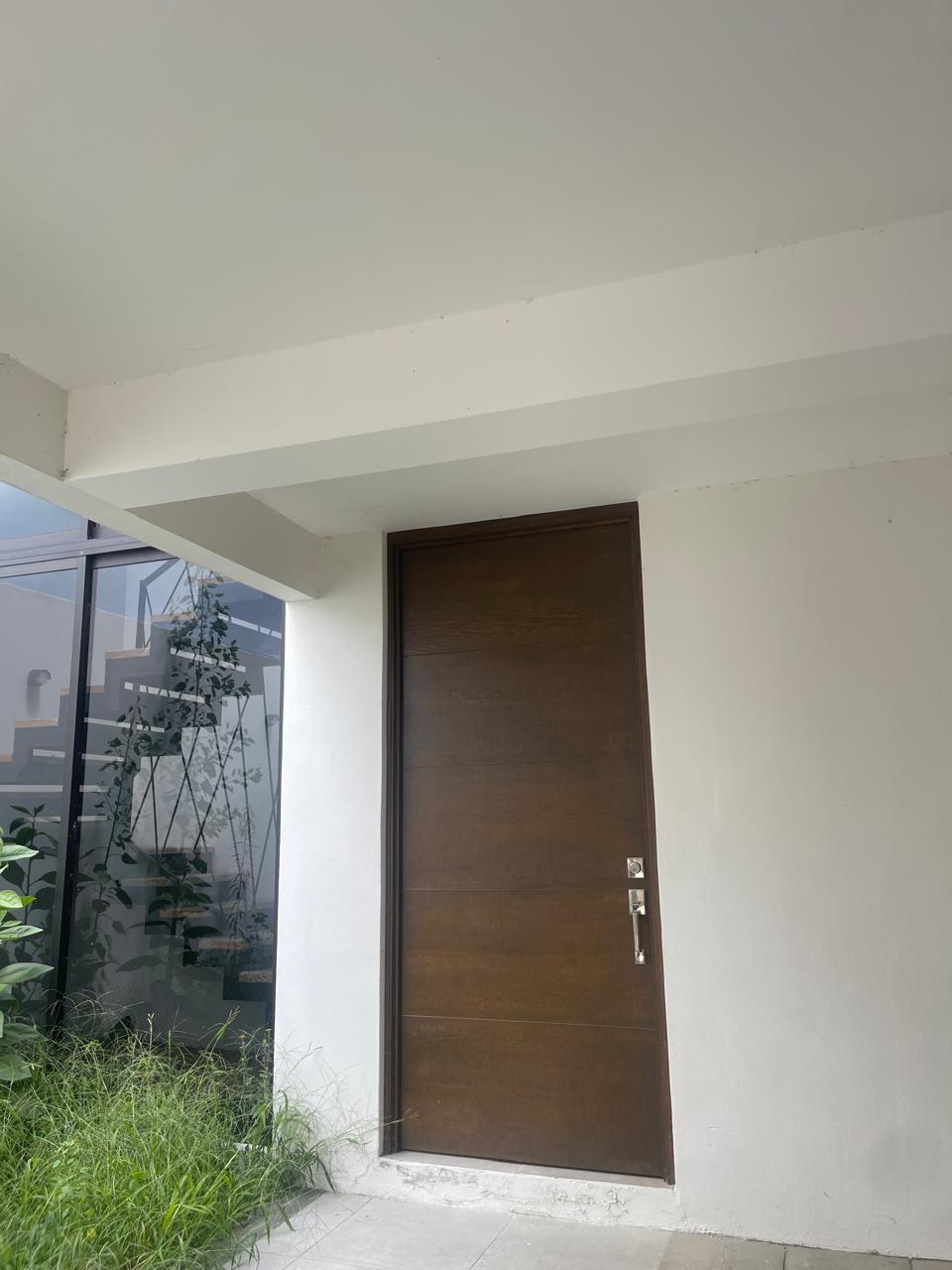 CASA EN RENTA SAN LORENZO