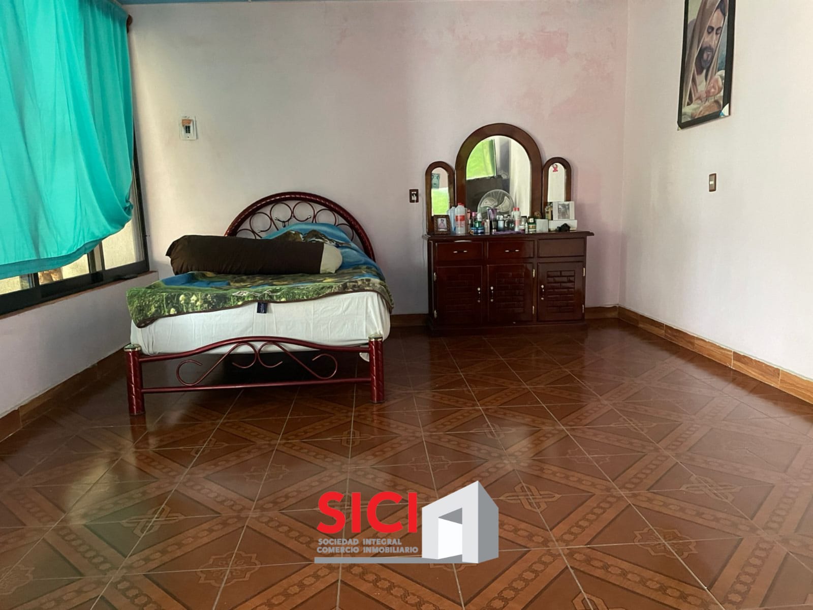 CASA EN VENTA A 1 CUADRA DE CAMINO NACIONAL SAN SEBASTIÁN TUTLA