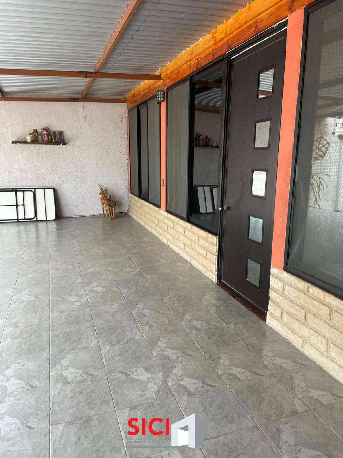 CASA EN VENTA A 1 CUADRA DE CAMINO NACIONAL SAN SEBASTIÁN TUTLA