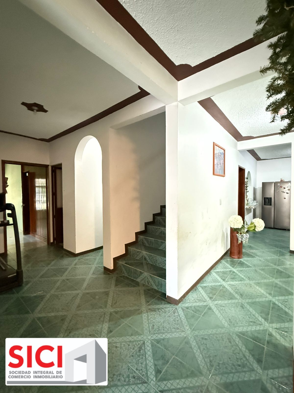 RENTA CASA AZTECA