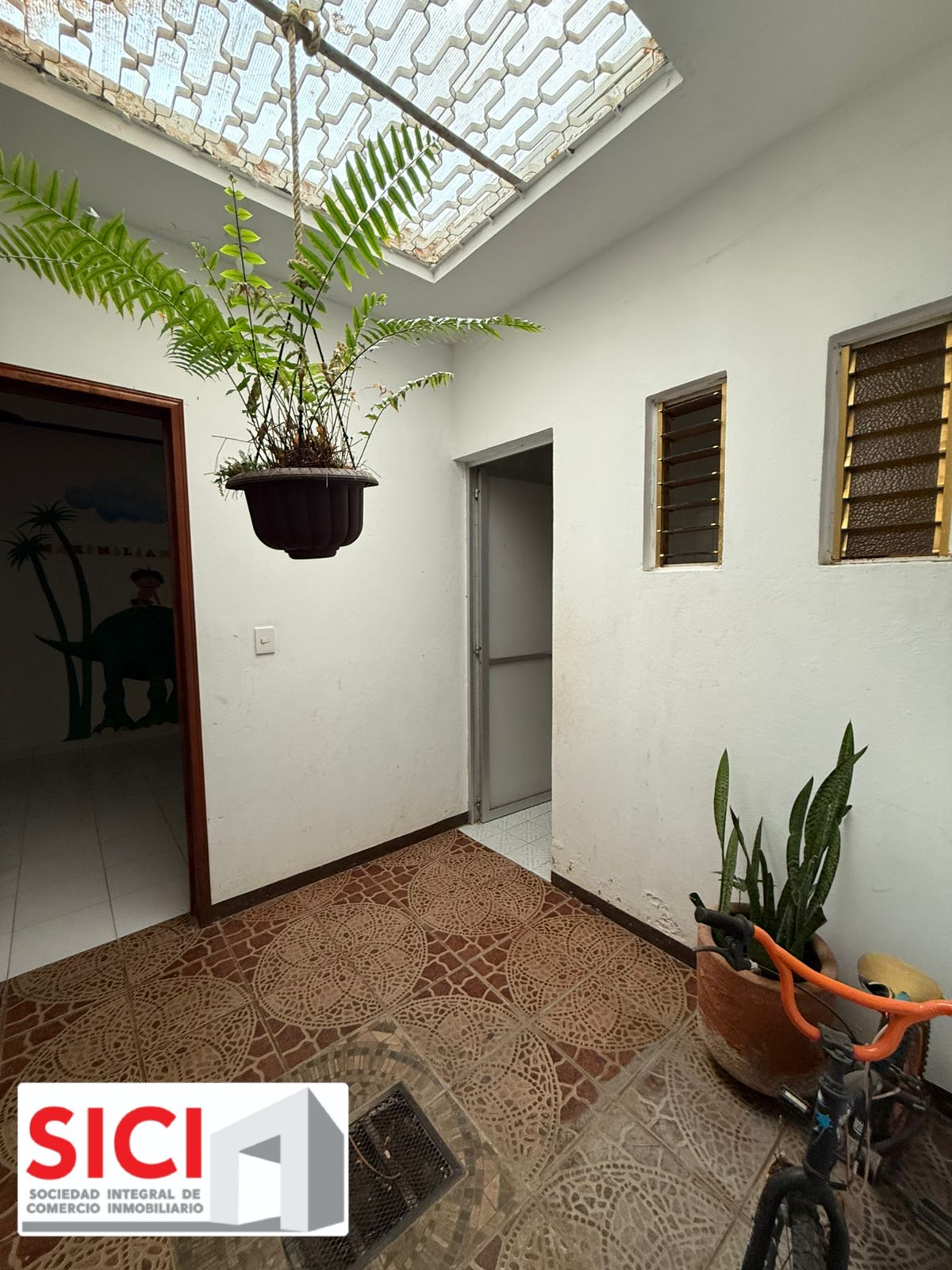 RENTA CASA AZTECA