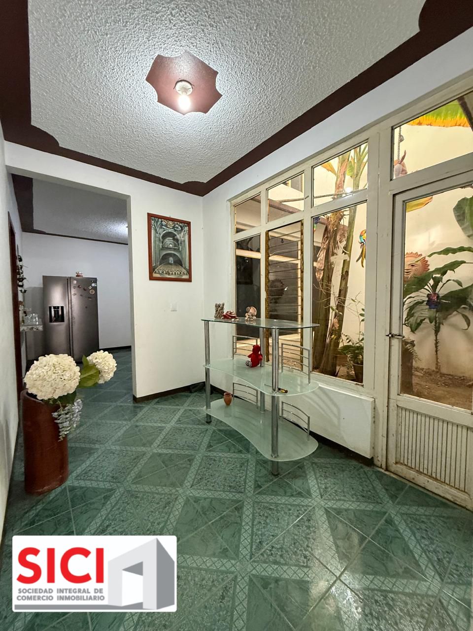 RENTA CASA AZTECA