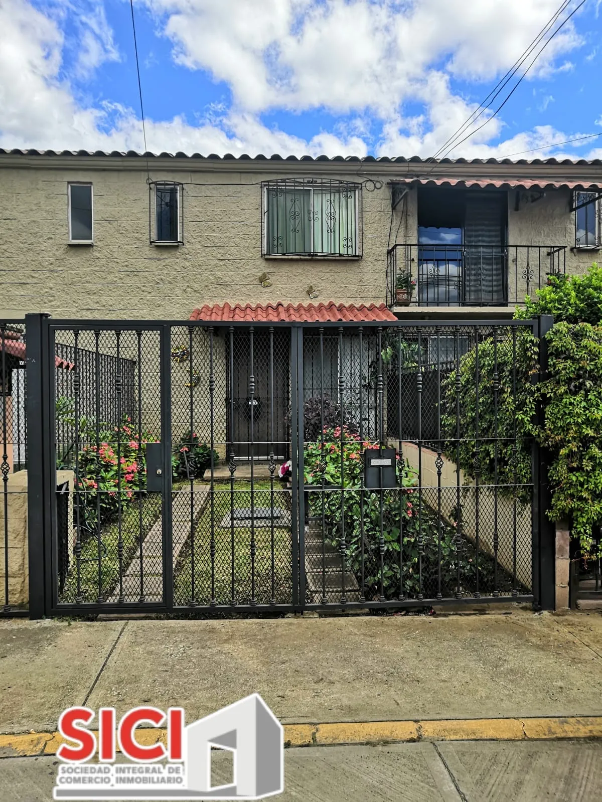 Casa en venta en Laureles xoxo