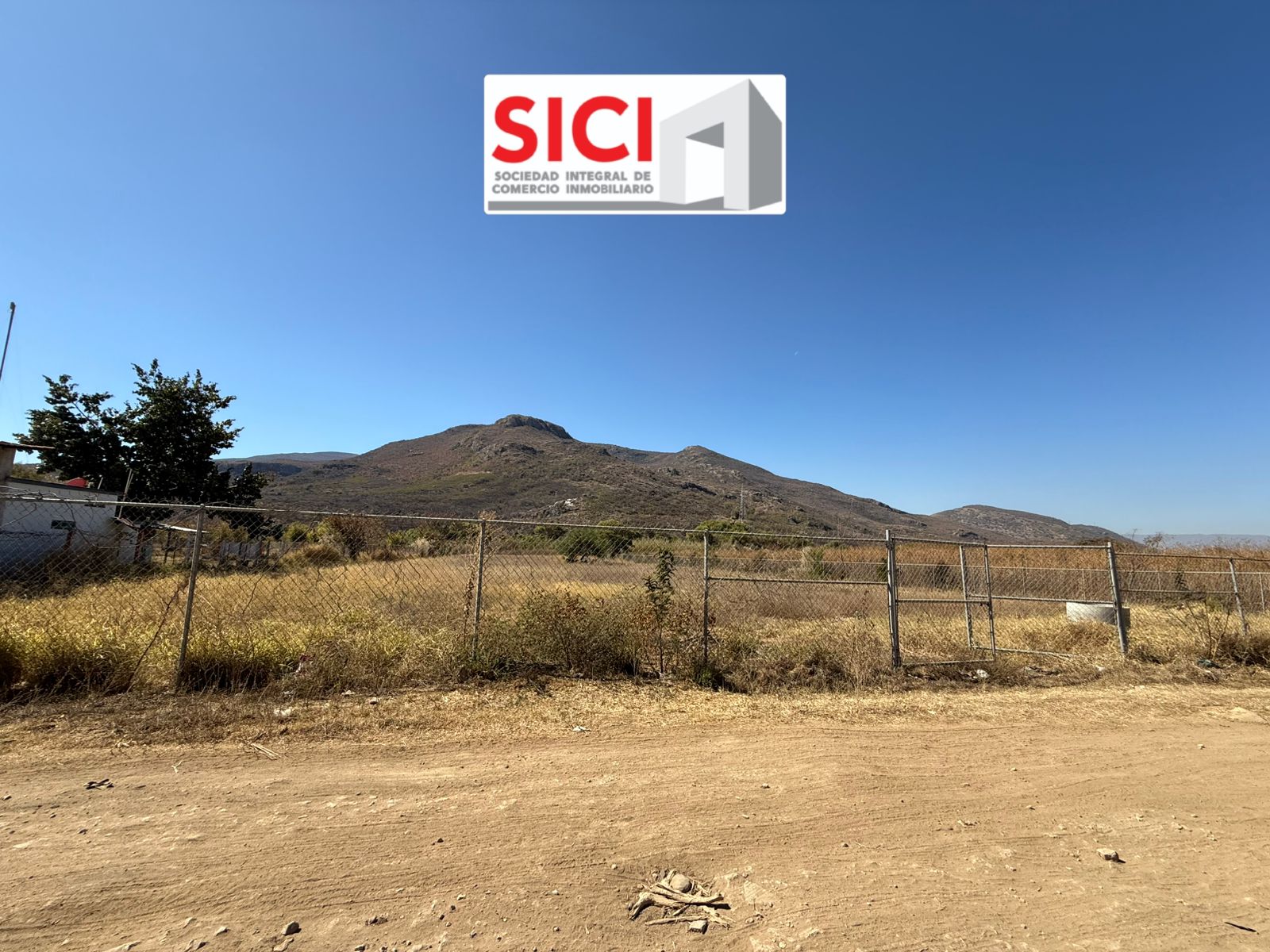 TERRENO C.D. ADMINISTRATIVA