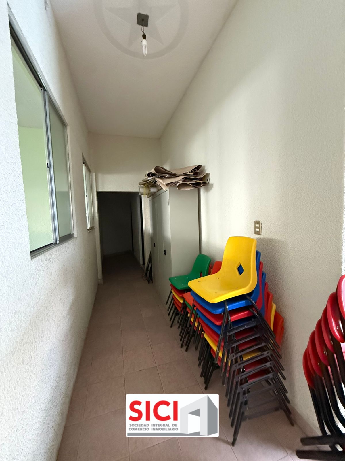 LOCAL COMERCIAL Av FERROCARRIL