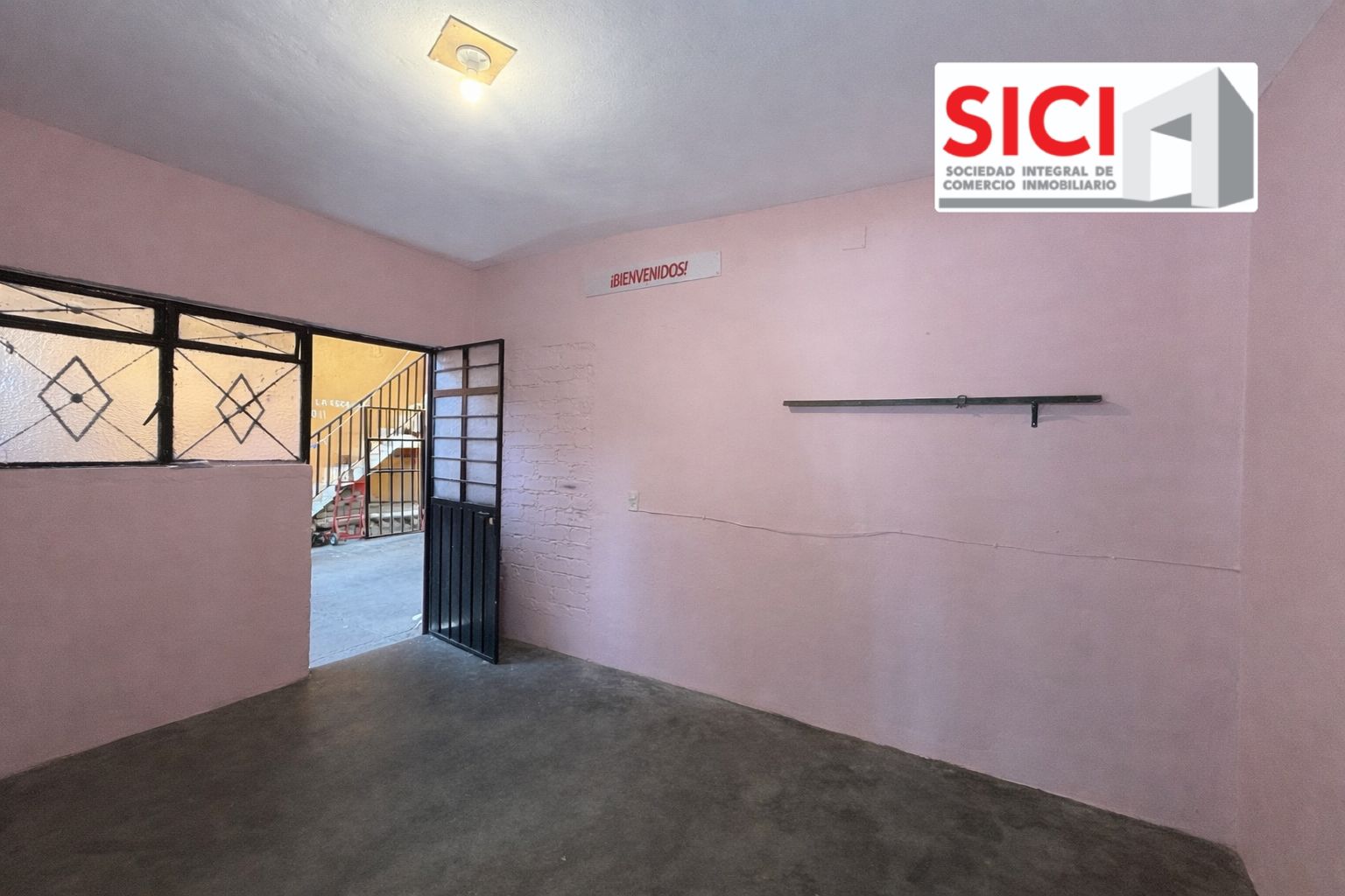 LOCAL COMERCIAL AZUELA