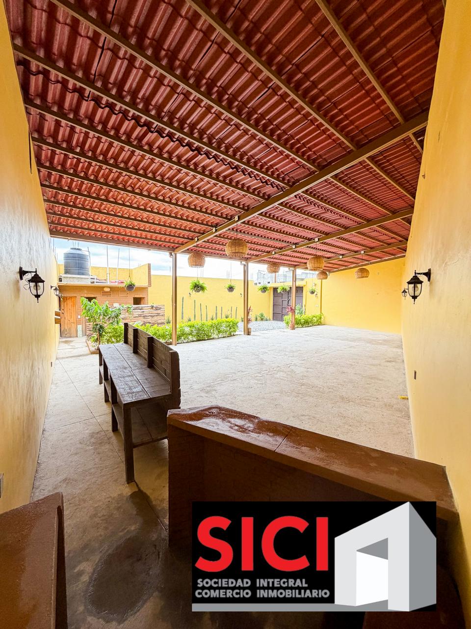 Áurea. Salón en venta