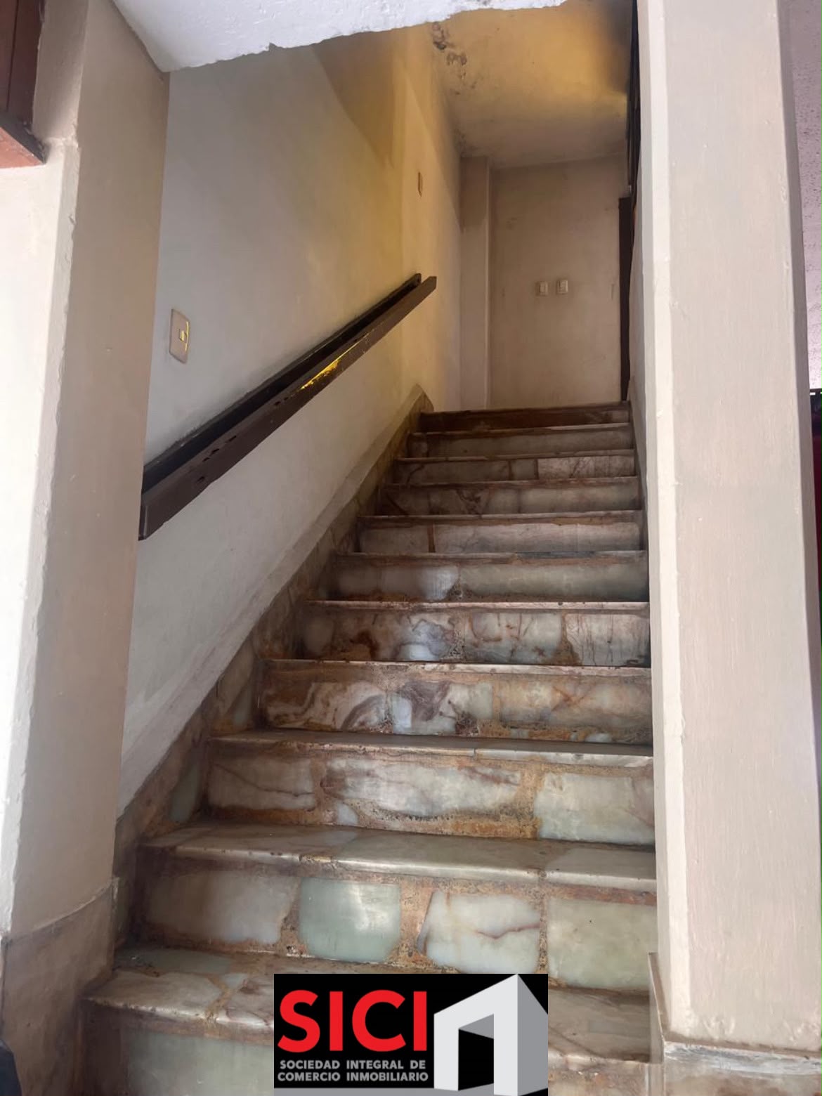 Espacio en renta 180m2 en  santa rosa