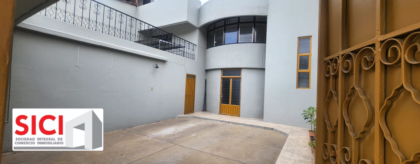 CASA EN RENTA  SANTA ROSA 2 CERCA AURRERA