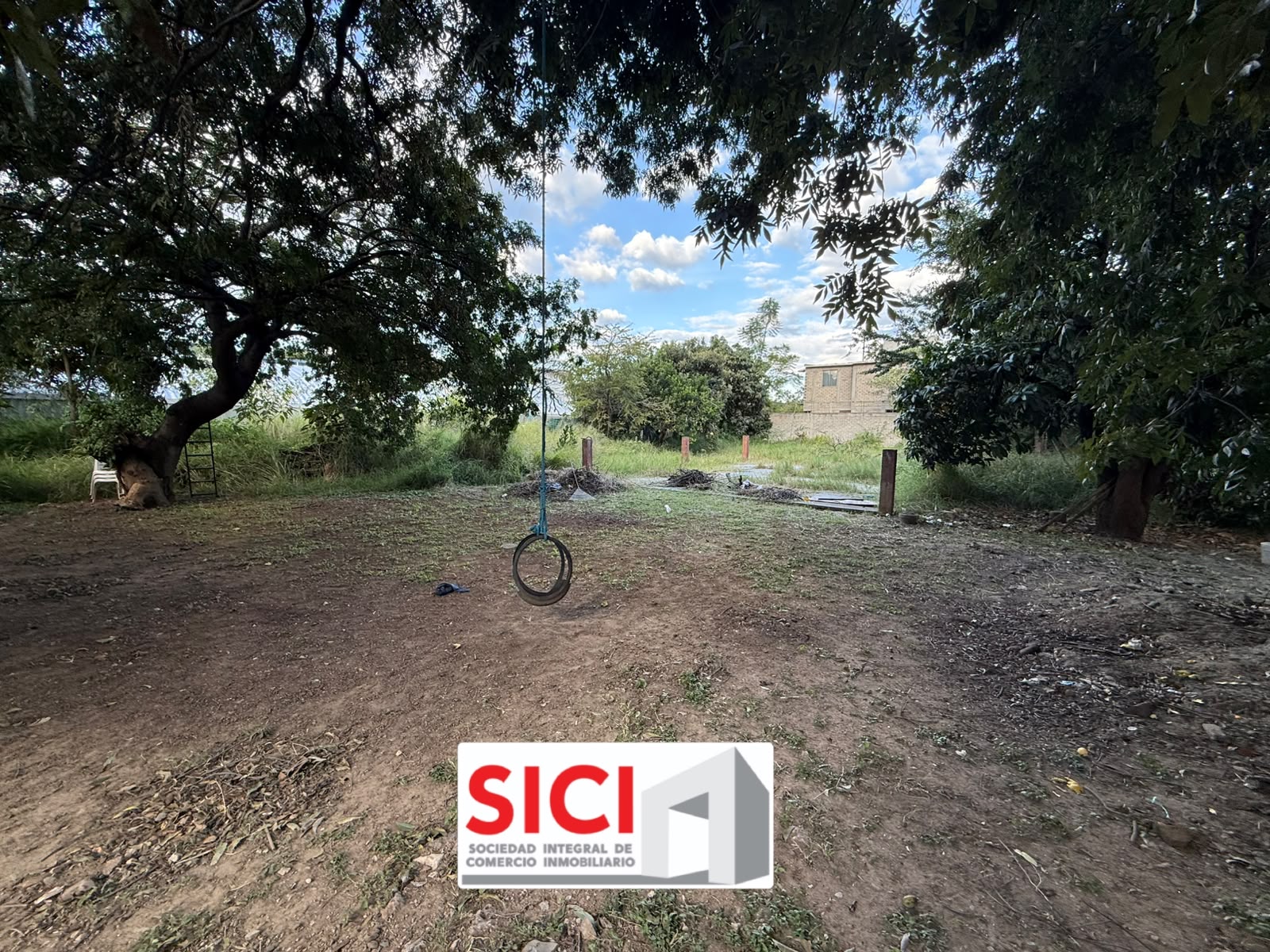 TERRENO COMERCIAL EN RENTA,  AVENIDA PRINCIPAL DE XOXOCOTLAN