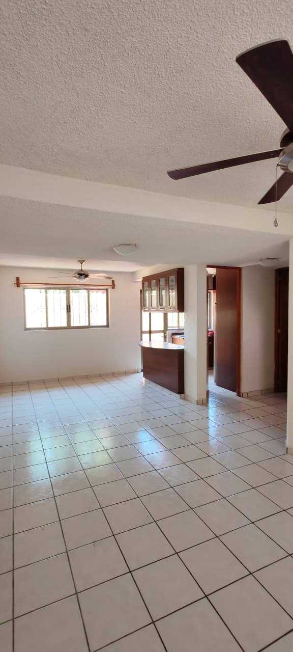 CASA EN RENTA FRACC. BAHIA SAN ANDRES HUAYAPAM