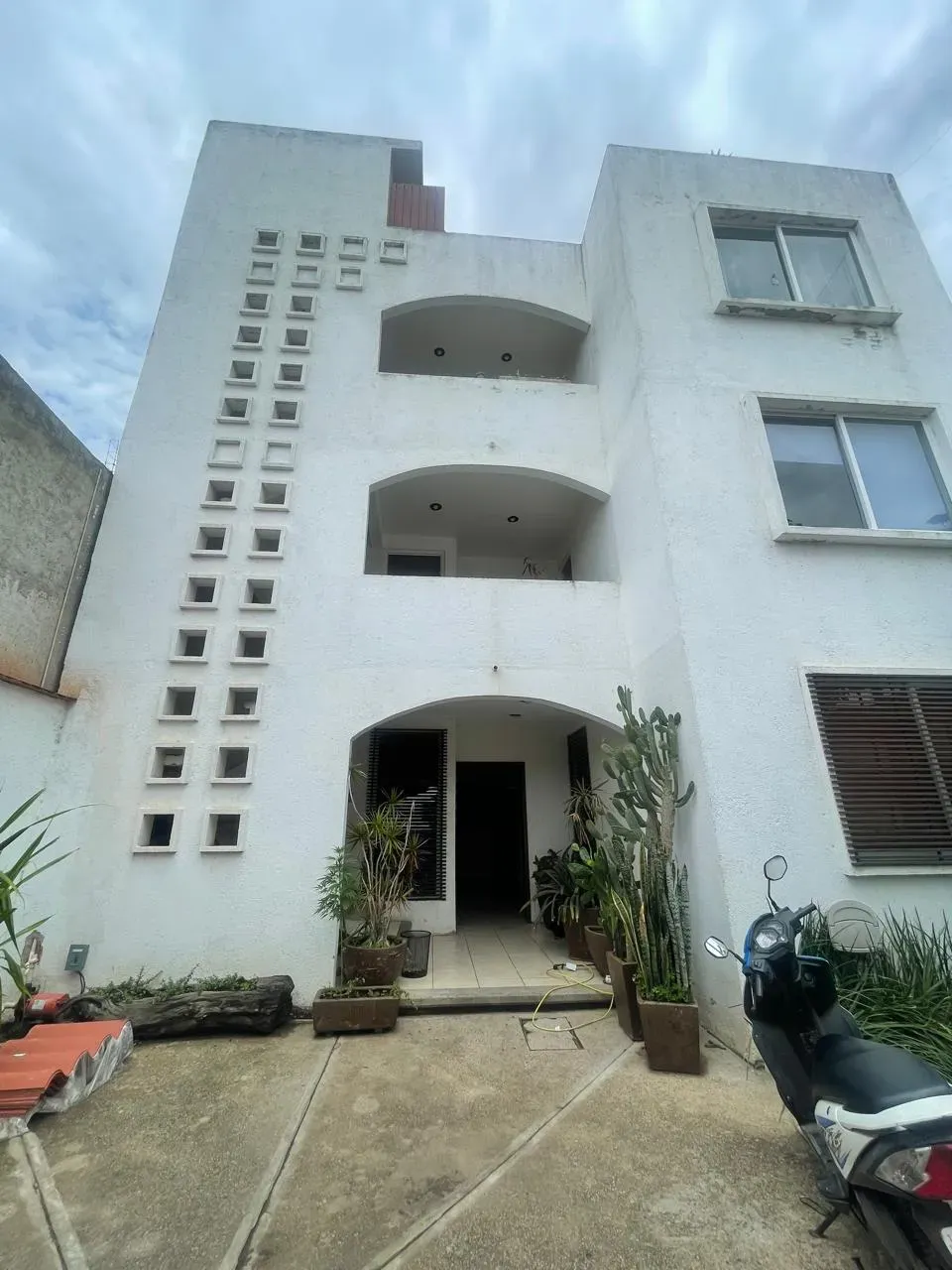 EDIFICIO UNIVERSIDAD