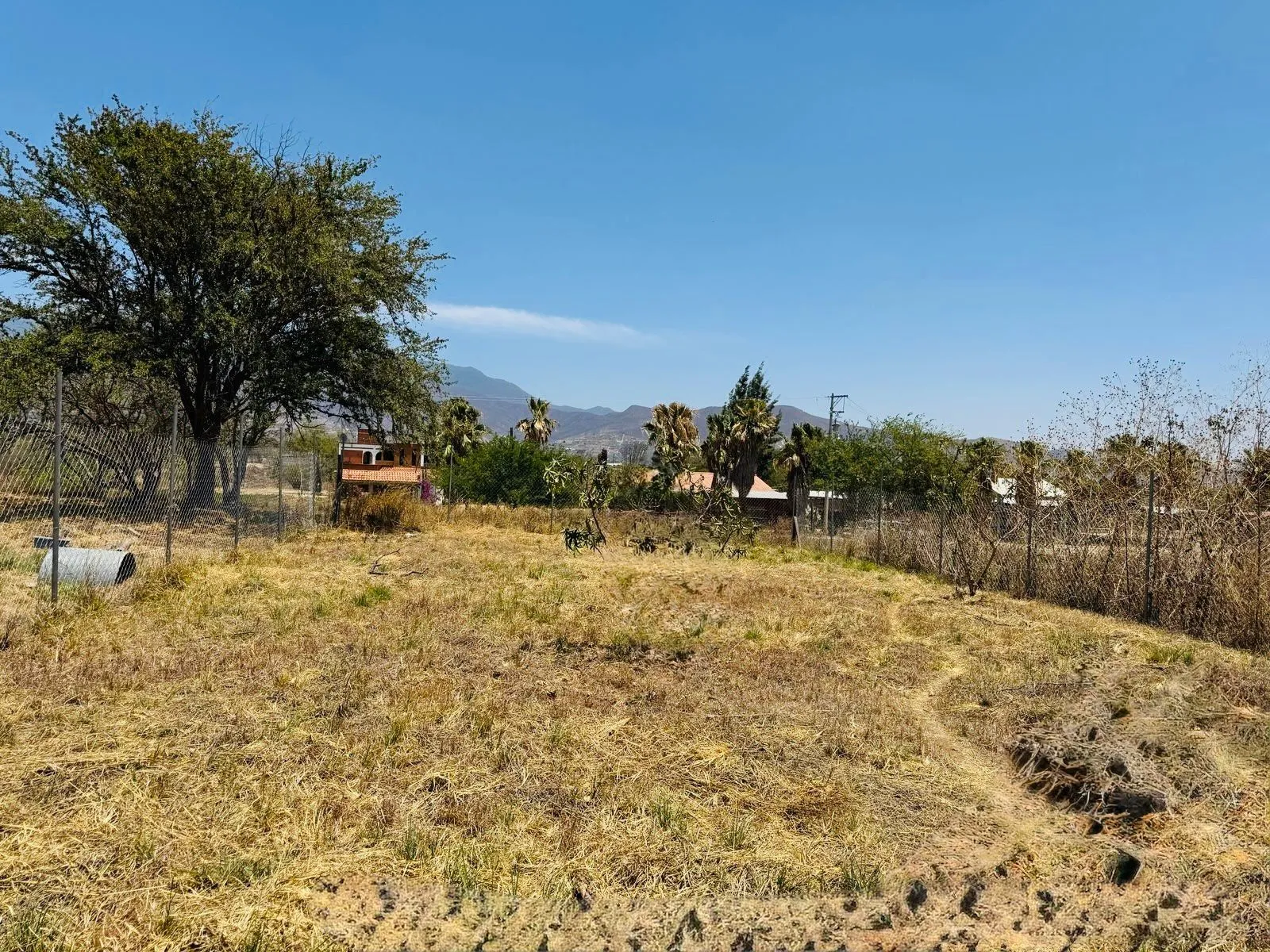 Terreno en zona residencial en San Lorenzo Cacaotepec