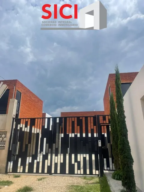 CASA TIPO KLOOSTER
