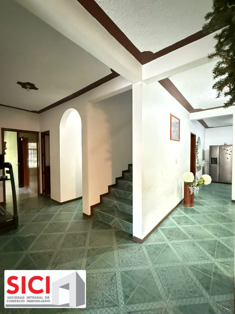 RENTA CASA AZTECA