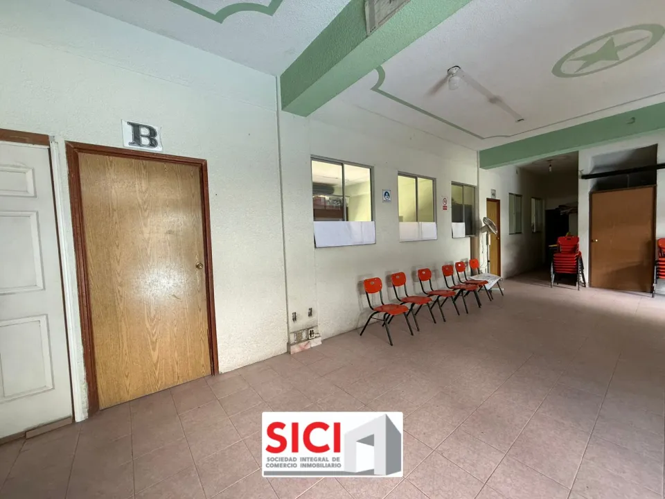 LOCAL COMERCIAL Av FERROCARRIL
