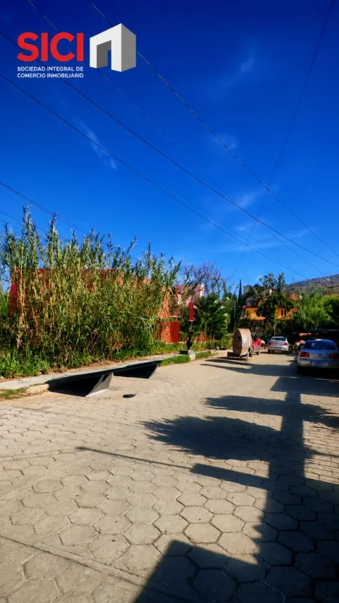 TERRENO BUGAMBILIAS